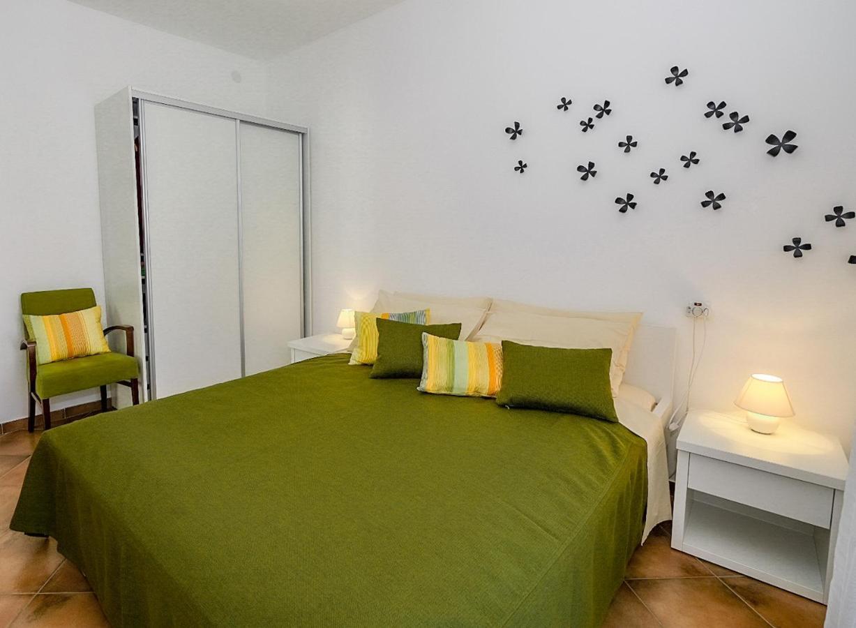 Apartmani Nina 罗维尼 外观 照片