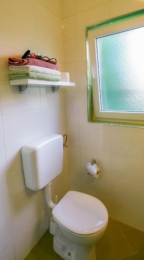 Apartmani Nina 罗维尼 外观 照片